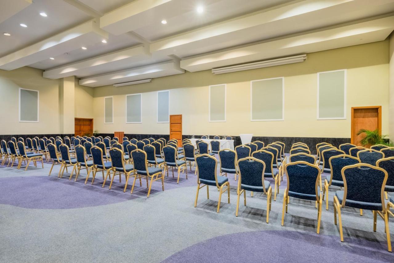 Joia Rose Hall By Iberostar (Adults Only) 몬테고 베이 외부 사진